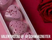 Love in a box - Valentinstag To Go mit Koch- und Pralinenboxen im Hotel Vier Jahreszeiten Kempinski München (©Foto: Vier Jahereszeiten Kempinksi)